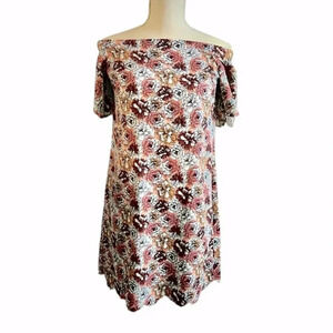 BANANA REPUBLIC dress size 2 It is a beautiful dress with a floral pattern.